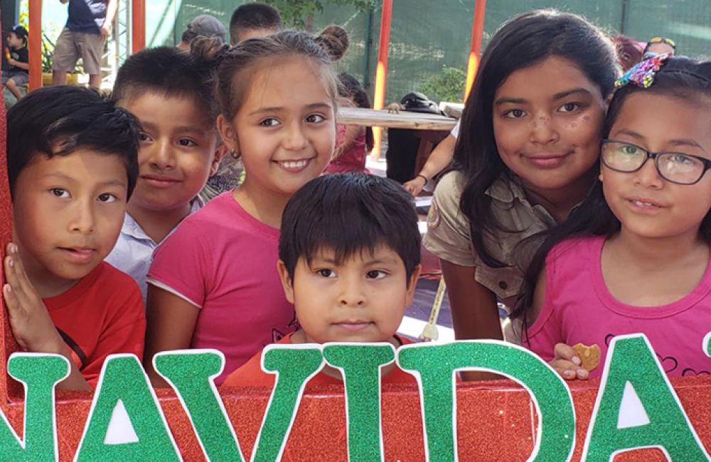 Celebramos la Navidad junto a los niños del Centro de Acogida Juan XXIII