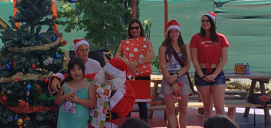 Celebramos la Navidad junto a los niños del Centro de Acogida Juan XXIII